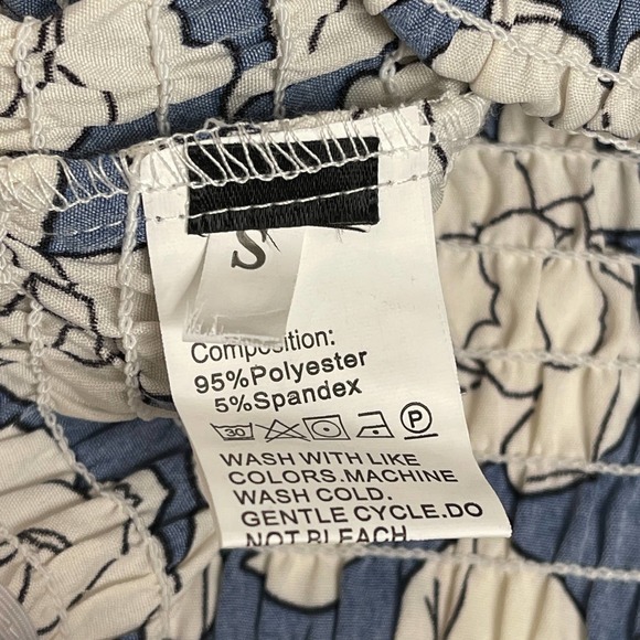 Blue White Floral Print Dress Set Puff Sleeve Crop Top Flowy Skirt Packable S 4 - Picture 10 of 11